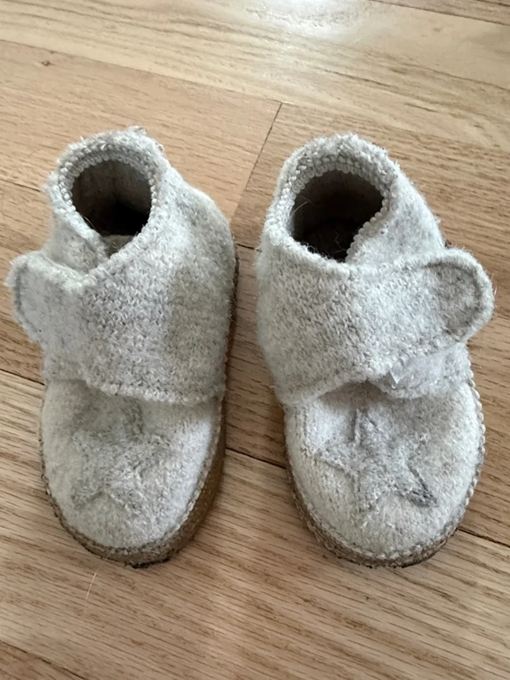 Nanga Cream Star Wool Baby Slippers
